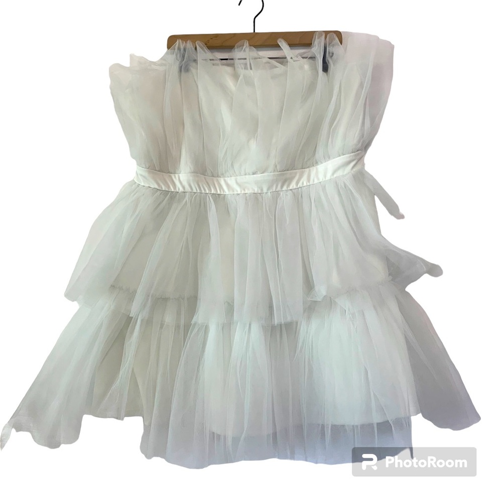 GLAMAKER Plus Size White Tulle Tiered Mini Dress Size 4XL